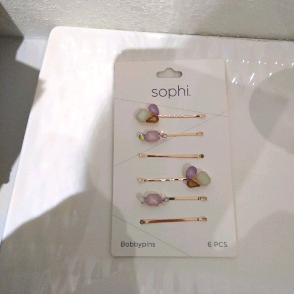 Stunning hair accessories!